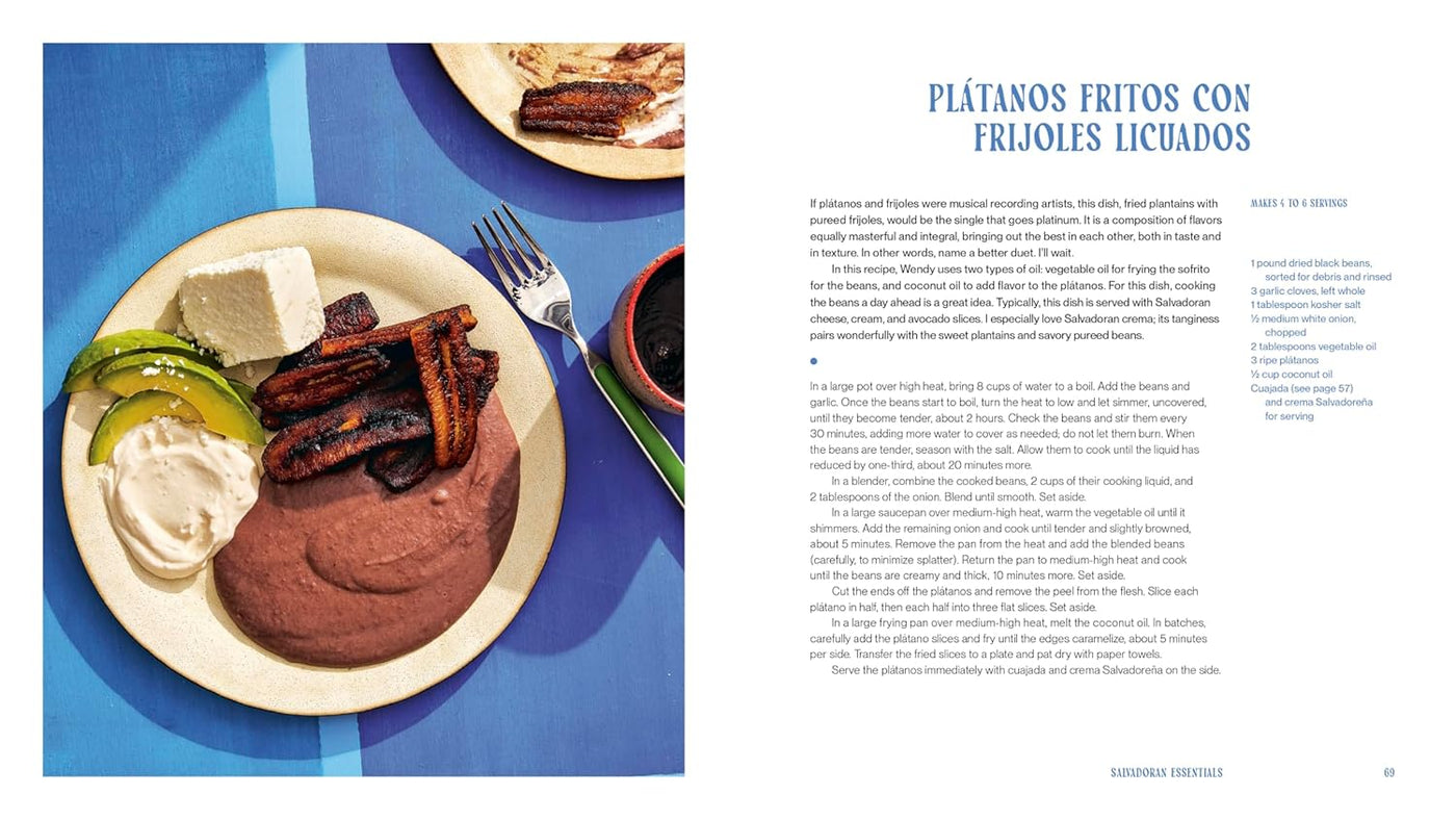 Platanos Fritos Con Frijoles Licuados