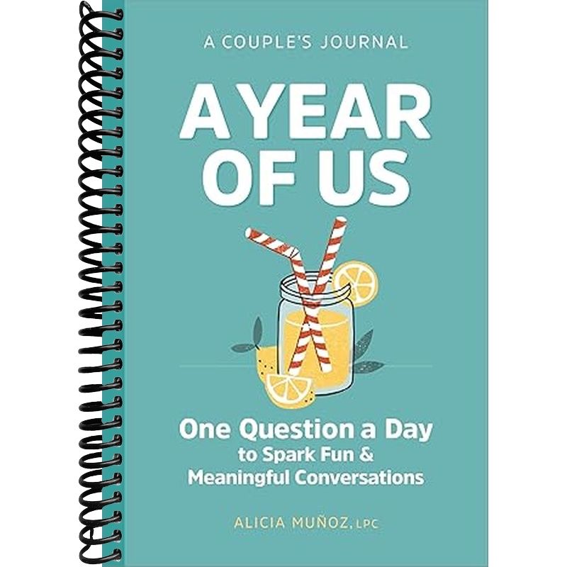 A Year of Us: A Couple's Journal: One Question a Day to Spark Fun and Meaningful Conversations (Question a Day Couple's Journal)